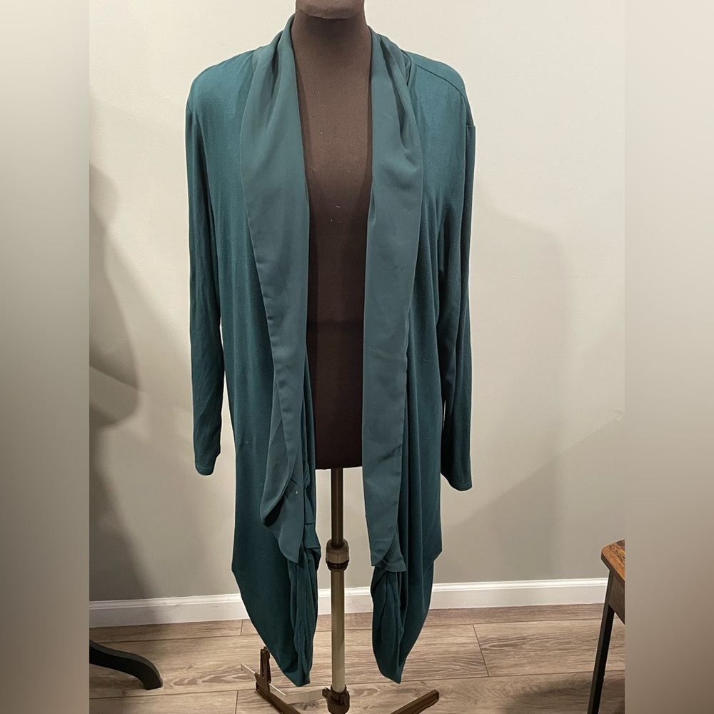 Kate & Mallory Green open front cardigan with chiffon collar